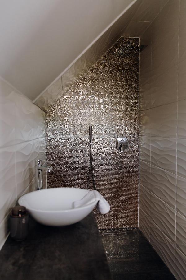 Nyirfa Apartman Vonyarcvashegy Esterno foto